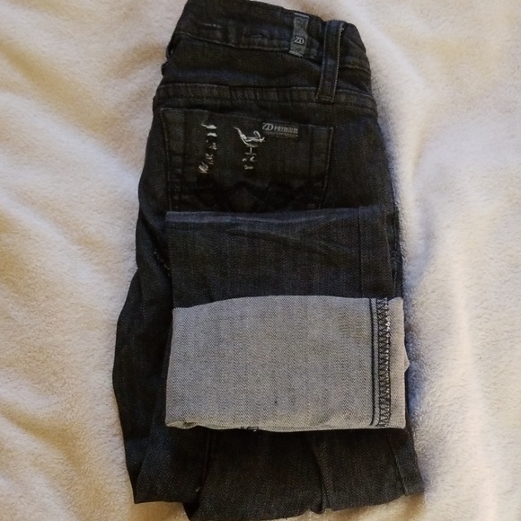 Capris - Picture 4 of 4